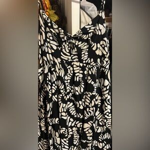 Nine West Black and Cream Patterned Dress